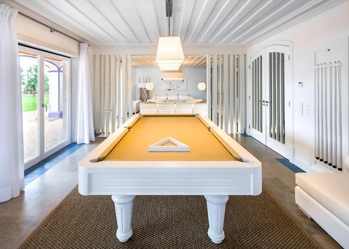 Shantivillas Malhao Вилла Azinhal e Amendoeira