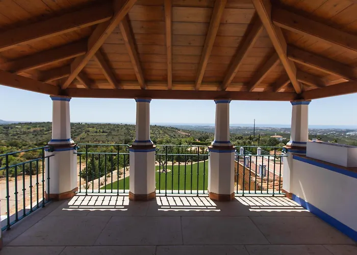 Shantivillas Malhao Вилла *