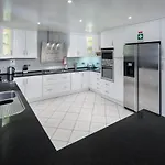 Shantivillas Malhao Villa Azinhal e Amendoeira
