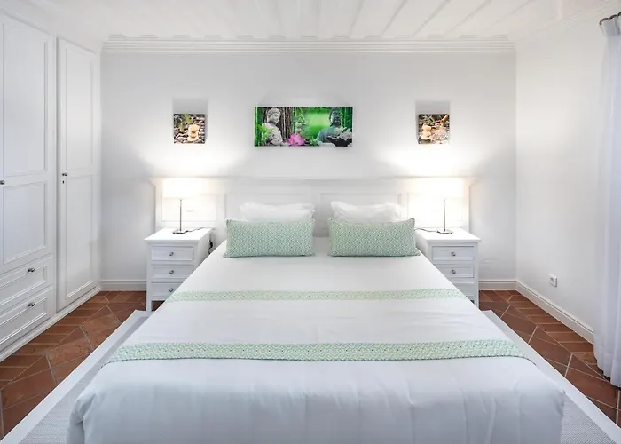 Shantivillas Malhao Azinhal e Amendoeira