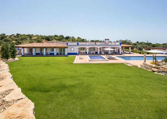 Shantivillas Malhao Azinhal e Amendoeira